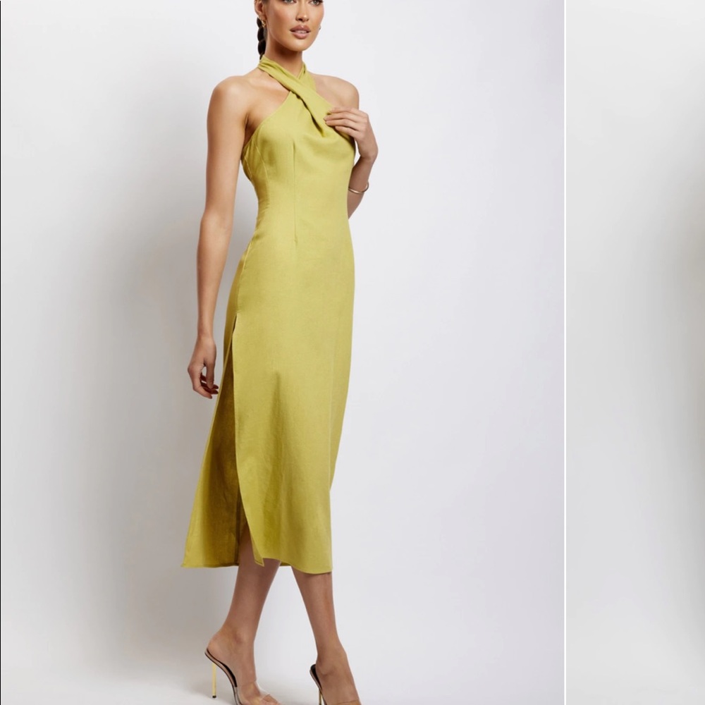 Green halter midi dress. - Picture 3 of 6